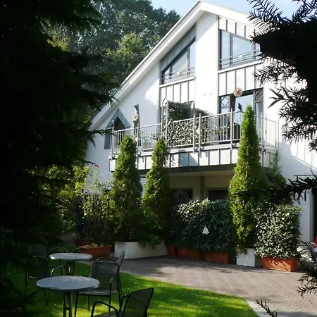 Appartementhaus Dr Domberg 5 Apartment *